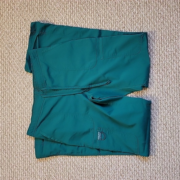 Cherokee Workwear Revolution Women's Scrub Set Size Small Tall Green - Picture 5 of 7